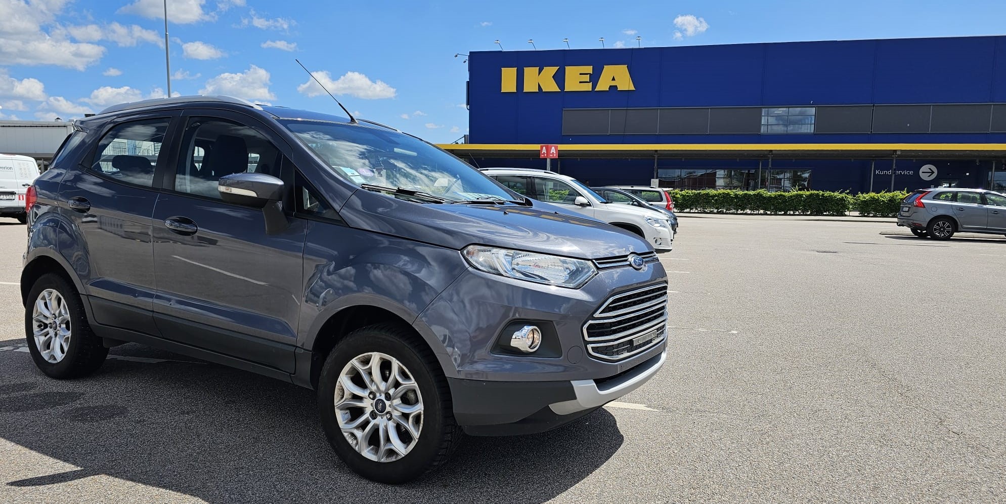 La voiture de la semaine. Oui, c’est encore Ford ! L’Ecosport est une sorte d’invention datant d’avant la création du CH-R par Toyota.